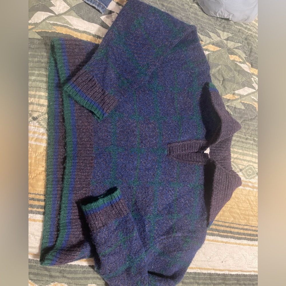 Like new Small ZARA sweater